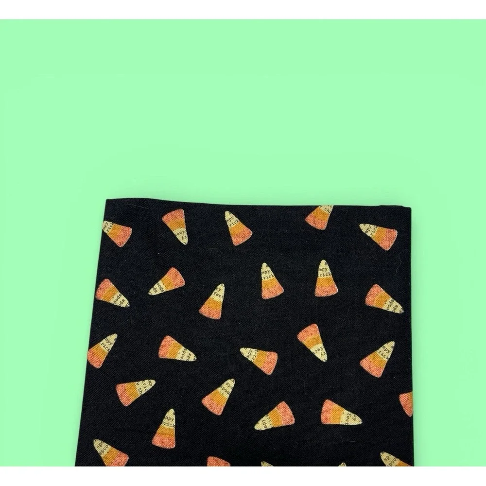 Quilt Craft Fabric 100% Cotton Candy Corn Cheeky Pumpkins Studio Fabrics Fat Qtr